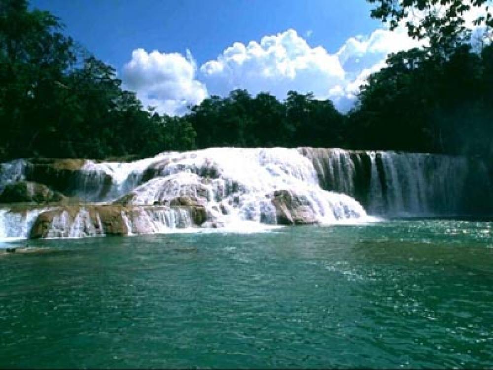 SaversPlanet Waterfalls Screensaver 2.4 (Freeware 2.42Mb)